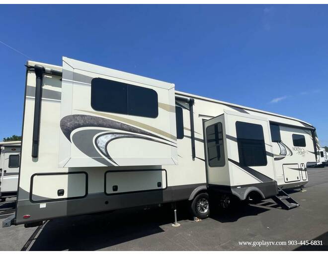 2018 Jayco North Point 387RDFS Fifth Wheel at Go Play RV and Marine STOCK# LZ0127 Photo 5