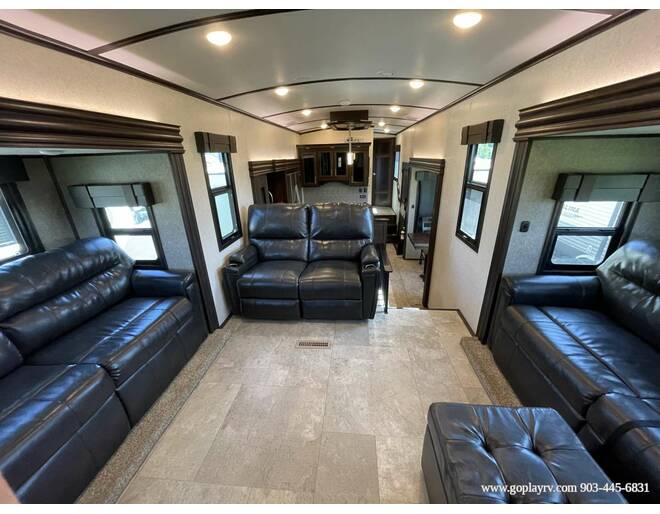 2018 Jayco North Point 387RDFS Fifth Wheel at Go Play RV and Marine STOCK# LZ0127 Photo 13