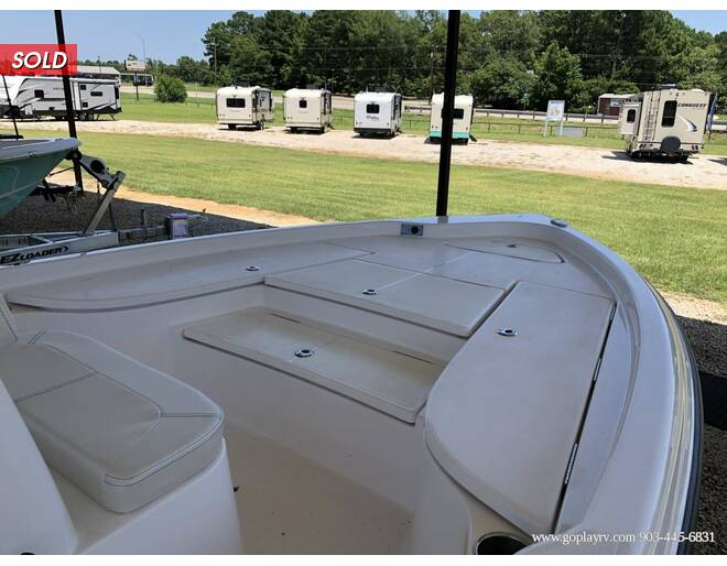 2021 Blue Wave Classic 2000 Boat, 150 Motor and Trailer Bay or Flats at Go Play RV and Marine STOCK# 15e021 Photo 8