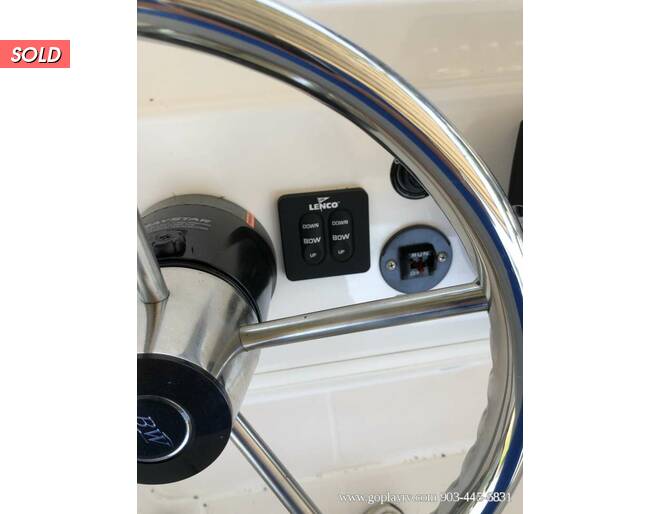 2021 Blue Wave Classic 2000 Boat, 150 Motor and Trailer Bay or Flats at Go Play RV and Marine STOCK# 15e021 Photo 12