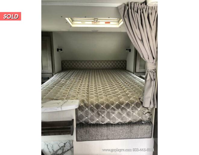 2021 Lance Short Bed 850 Truck Camper at Go Play RV and Marine STOCK# 177456 Photo 16