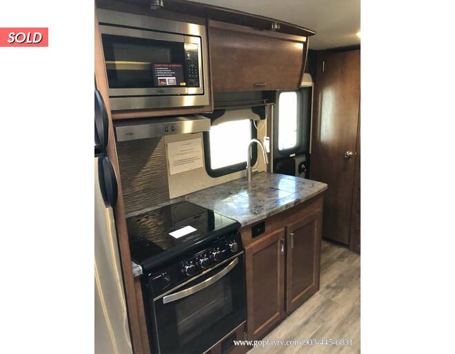 2021 Lance 1685 Travel Trailer at Go Play RV and Marine STOCK# 330181 Photo 35