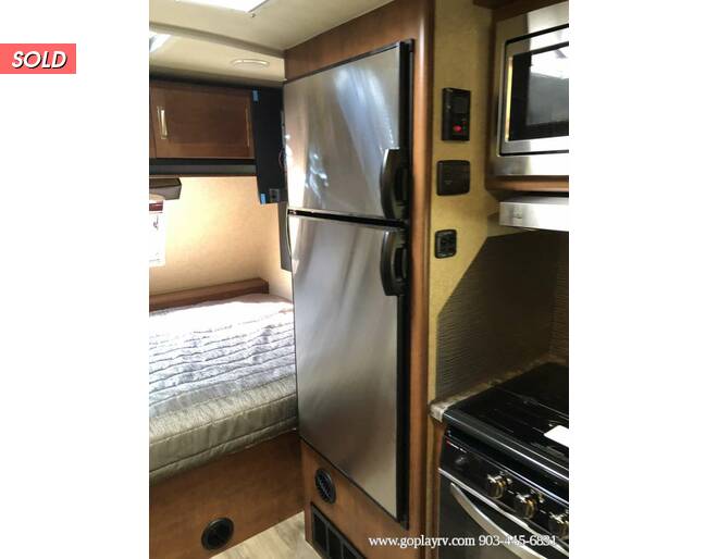 2021 Lance 1685 Travel Trailer at Go Play RV and Marine STOCK# 330181 Photo 37