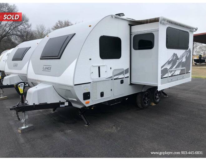 2021 Lance 1685 Travel Trailer at Go Play RV and Marine STOCK# 330551 Photo 4