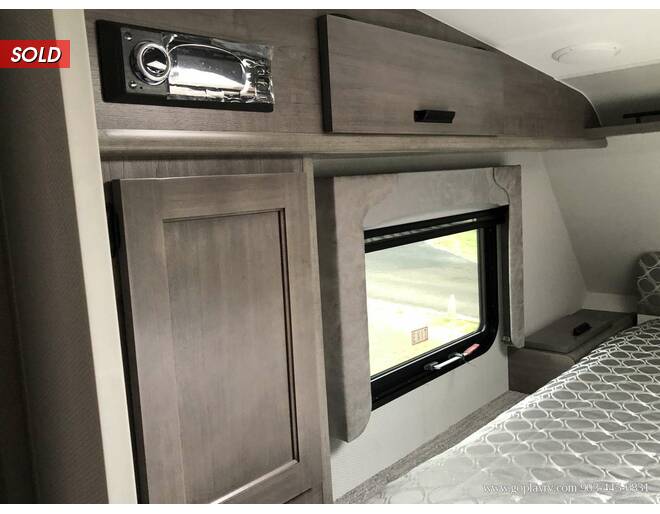 2021 Lance Long Bed 1172 Truck Camper at Go Play RV and Marine STOCK# 177668 Photo 25