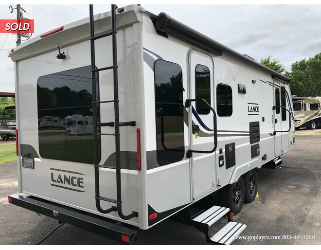 2021 Lance 2375 Travel Trailer at Go Play RV and Marine STOCK# 331215 Photo 10