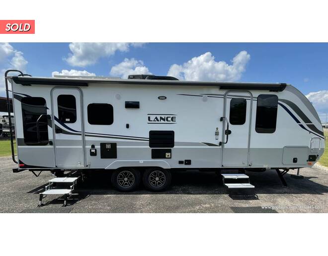 2021 Lance 2375 Travel Trailer at Go Play RV and Marine STOCK# 331537 Photo 11