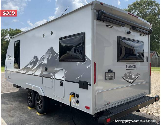 2021 Lance 2075 Travel Trailer at Go Play RV and Marine STOCK# 331863 Photo 5