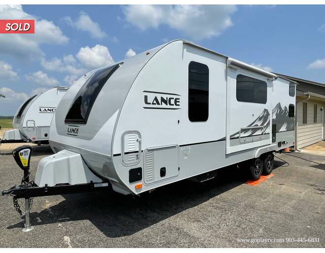 2021 Lance 2185 Travel Trailer at Go Play RV and Marine STOCK# 331886 Photo 3