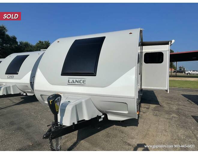 2021 Lance 1985 Travel Trailer at Go Play RV and Marine STOCK# 331896 Photo 2