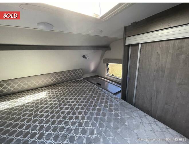 2021 Lance Long Bed 960 Truck Camper at Go Play RV and Marine STOCK# 178267 Photo 25