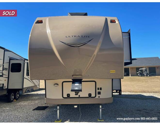 2016 Rockwood Signature Ultra Lite 8280WS Fifth Wheel at Go Play RV and Marine STOCK# 872323 Photo 2
