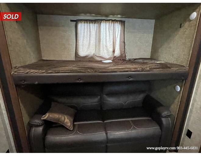 2018 Sierra 381RBOK Fifth Wheel at Go Play RV and Marine STOCK# 044862 Photo 24
