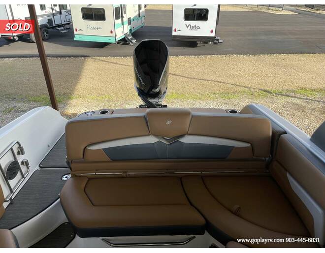 2021 Groupe Beneteau Four Winns HD8 Bowrider at Go Play RV and Marine STOCK# 06G021 Photo 8