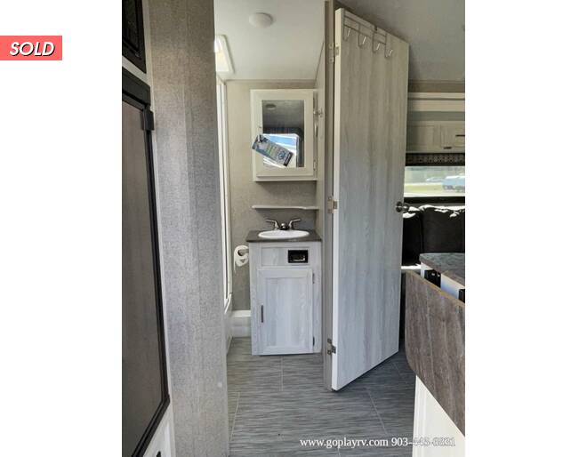 2020 Flagstaff E-Pro 19FBS Travel Trailer at Go Play RV and Marine STOCK# 009034 Photo 15