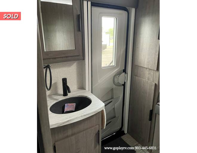 2022 Lance 2185 Travel Trailer at Go Play RV and Marine STOCK# 333238 Photo 16