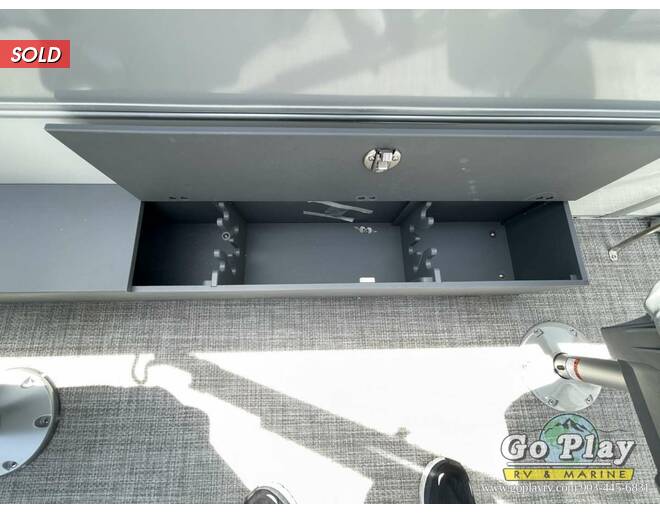 2022 Berkshire CTS Series 20A CTS Pontoon at Go Play RV and Marine STOCK# 47E222 Photo 5
