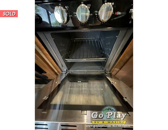2021 Lance 2285 Travel Trailer at Go Play RV and Marine STOCK# 330952a Photo 22