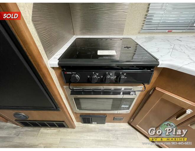 2021 Lance 2375 Travel Trailer at Go Play RV and Marine STOCK# 331214a Photo 24