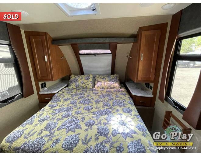 2021 Lance 2375 Travel Trailer at Go Play RV and Marine STOCK# 331214a Photo 34
