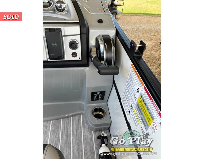 2022 Berkshire CTS Series 22RFX CTS 2.75 Pontoon at Go Play RV and Marine STOCK# 69D222 Photo 11
