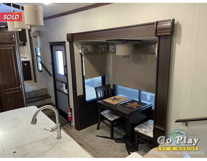 2019 Cardinal Luxury 3950TZX Fifth Wheel at Go Play RV and Marine STOCK# 103742 Photo 14