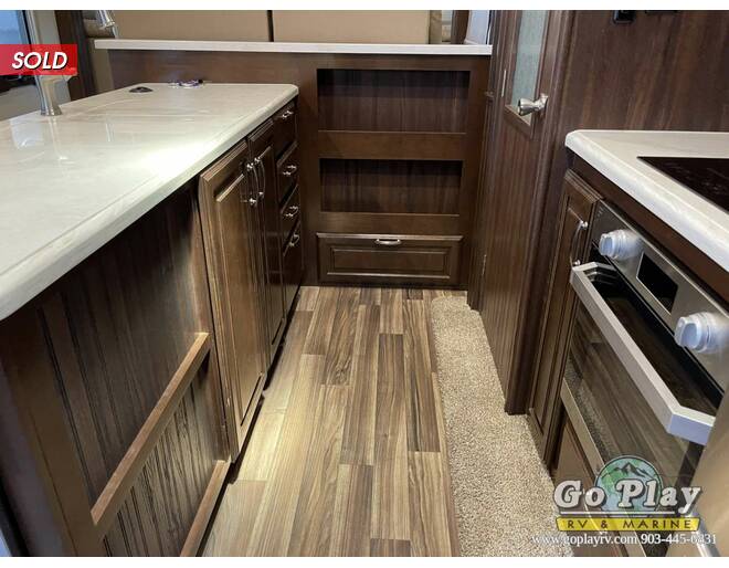 2019 Cardinal Luxury 3950TZX Fifth Wheel at Go Play RV and Marine STOCK# 103742 Photo 19