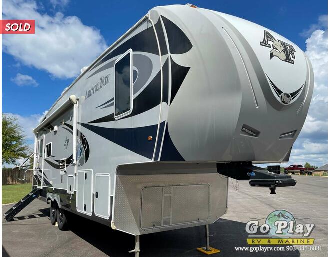 2019 Northwood Arctic Fox Silver Fox Edition 29.5T Fifth Wheel at Go Play RV and Marine STOCK# 150250 Exterior Photo