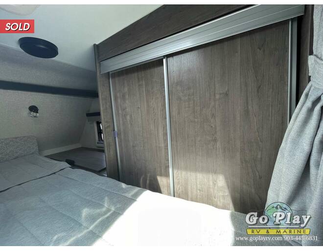 2022 Lance Long Bed 960 Truck Camper at Go Play RV and Marine STOCK# 178945 Photo 16