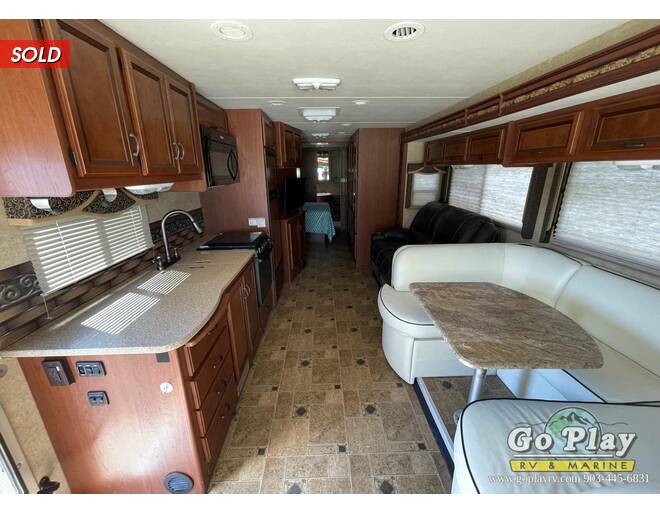 2014 Thor Hurricane Ford F-53 34E Class A at Go Play RV and Marine STOCK# a01925 Photo 8