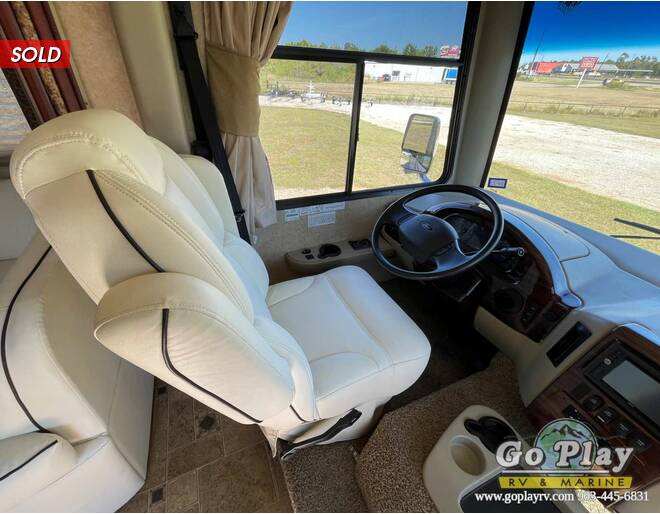 2014 Thor Hurricane Ford F-53 34E Class A at Go Play RV and Marine STOCK# a01925 Photo 10
