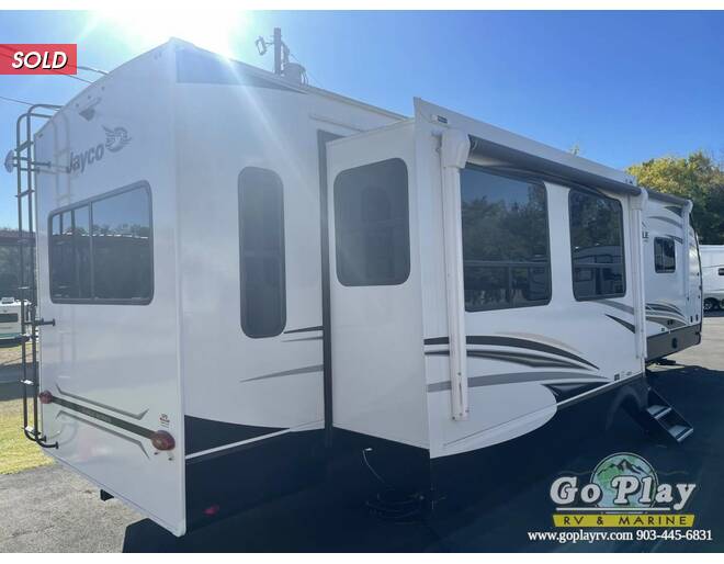 2021 Jayco Eagle 330RSTS Travel Trailer at Go Play RV and Marine STOCK# ef0335 Photo 4