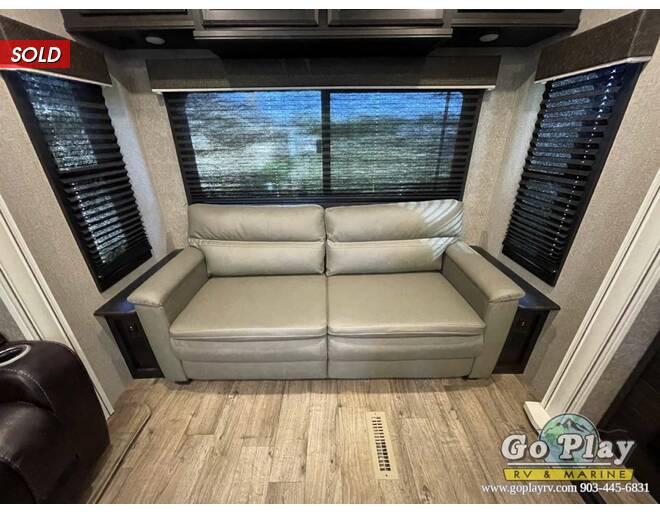 2021 Jayco Eagle 330RSTS Travel Trailer at Go Play RV and Marine STOCK# ef0335 Photo 15