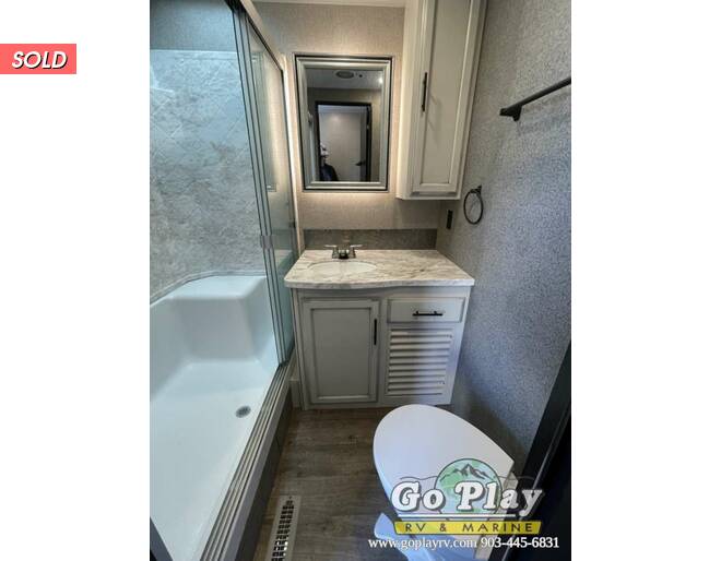 2021 Jayco Eagle 330RSTS Travel Trailer at Go Play RV and Marine STOCK# ef0335 Photo 34