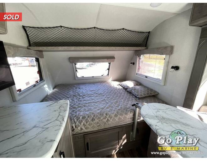 2021 Lance 1475 Travel Trailer at Go Play RV and Marine STOCK# 331157 Photo 10