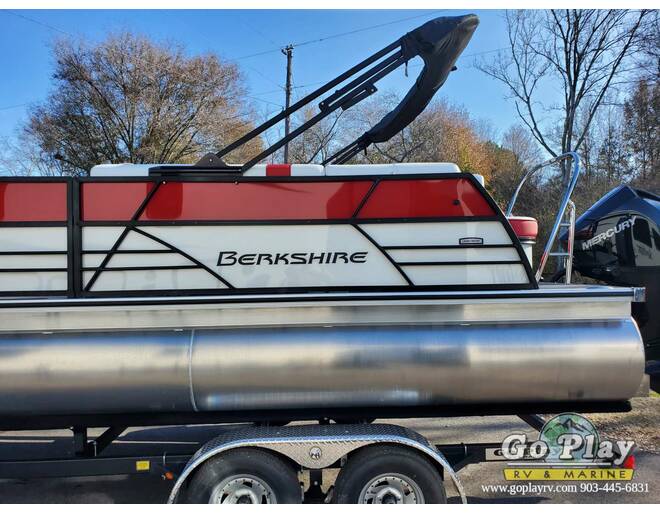 2023 Berkshire CTS Series 22CL2 CTS Pontoon at Go Play RV and Marine STOCK# 34K223 Photo 4