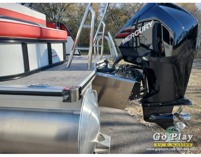 2023 Berkshire CTS Series 22CL2 CTS Pontoon at Go Play RV and Marine STOCK# 34K223 Photo 5