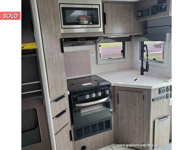 2023 Lance Long Bed 975 Truck Camper at Go Play RV and Marine STOCK# 179224 Photo 6