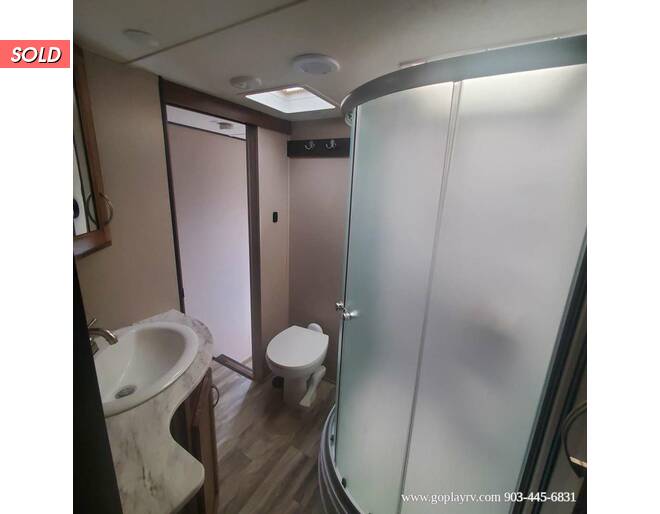 2020 Coachmen Chaparral Lite 30BHS Fifth Wheel at Go Play RV and Marine STOCK# 323167 Photo 19