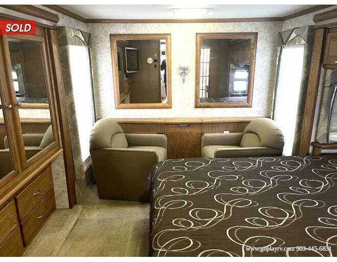 2006 Tiffin Allegro Bay Workhorse 38TDB Class A at Go Play RV and Marine STOCK# 409318A Photo 22