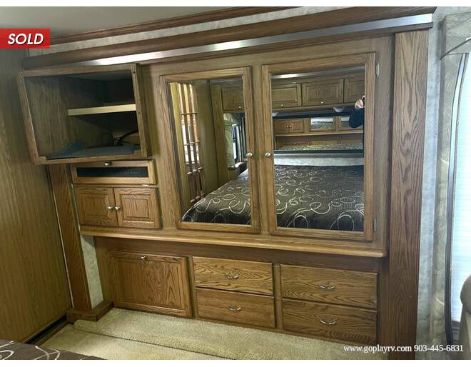 2006 Tiffin Allegro Bay Workhorse 38TDB Class A at Go Play RV and Marine STOCK# 409318A Photo 25