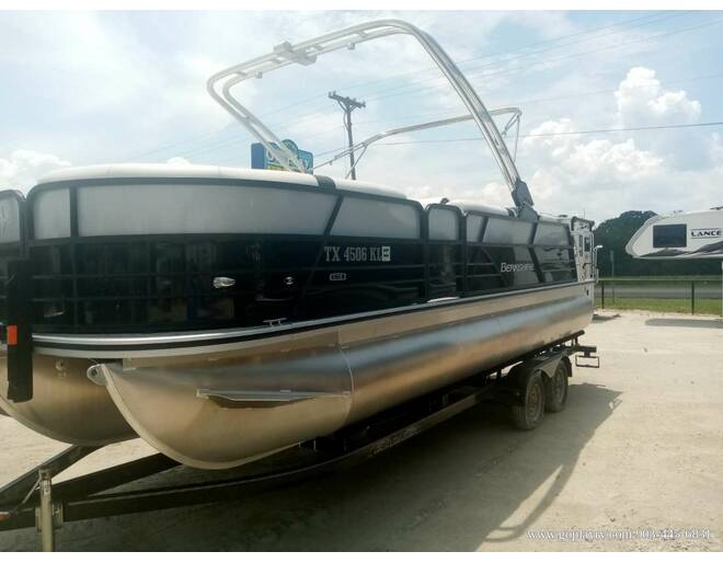 2022 Berkshire CTS Series 24UL CTS 3.0 Pontoon at Go Play RV and Marine STOCK# 90G122-A Photo 3