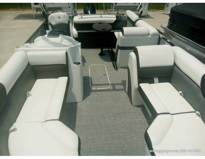 2022 Berkshire CTS Series 24UL CTS 3.0 Pontoon at Go Play RV and Marine STOCK# 90G122-A Photo 11