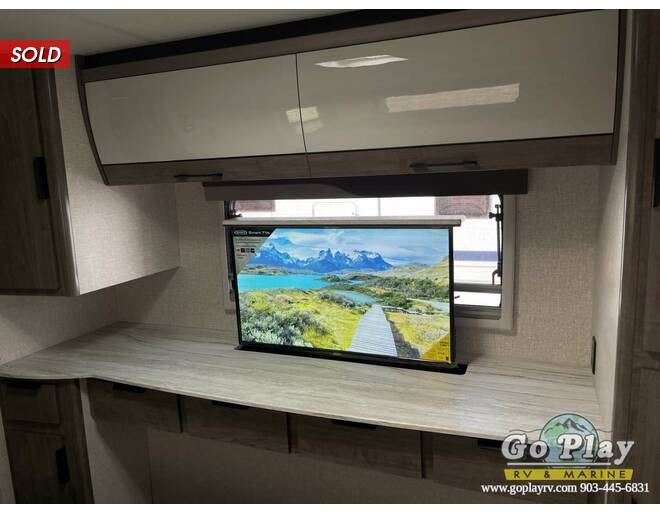 2024 Lance 2465 Travel Trailer at Go Play RV and Marine STOCK# 335514 Photo 41