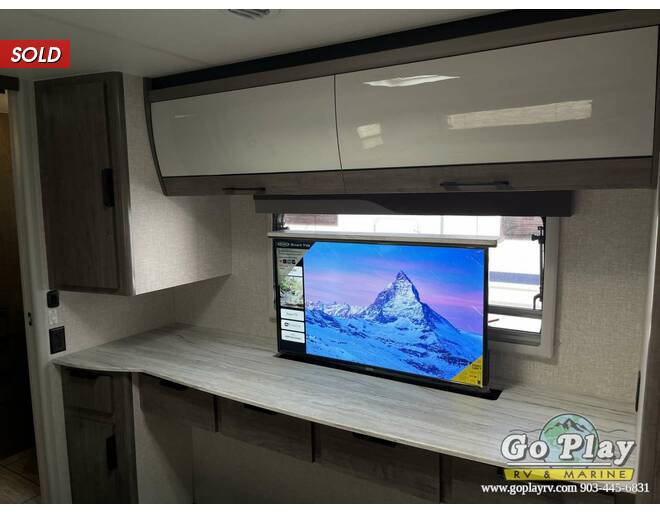 2024 Lance 2465 Travel Trailer at Go Play RV and Marine STOCK# 335514 Photo 42