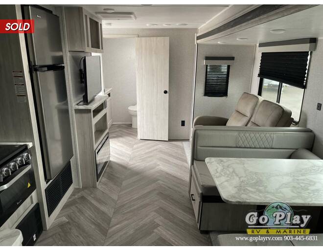 2022 East to West Della Terra 261RB Travel Trailer at Go Play RV and Marine STOCK# 010678 Photo 25