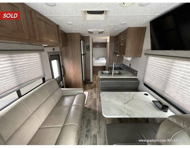 2020 Coachmen Pursuit Ford 27XPS Class A at Go Play RV and Marine STOCK# A16694 Photo 12