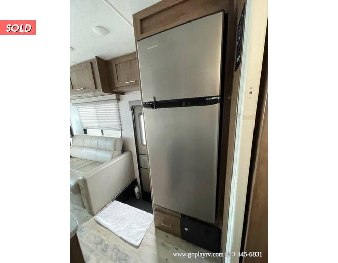 2020 Coachmen Pursuit Ford 27XPS Class A at Go Play RV and Marine STOCK# A16694 Photo 20
