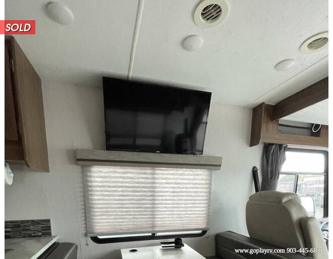 2020 Coachmen Pursuit Ford 27XPS Class A at Go Play RV and Marine STOCK# A16694 Photo 26