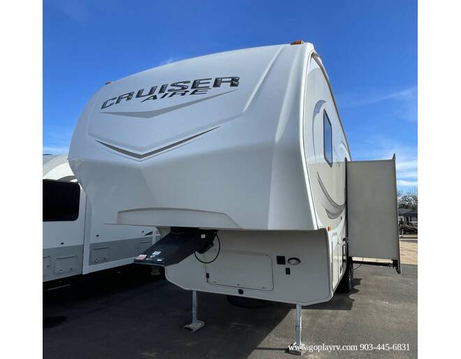 2016 CrossRoads Cruiser Aire 25SE Fifth Wheel at Go Play RV and Marine STOCK# 007989 Photo 2